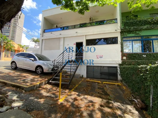 Casa comercial disponível para locação na região mais charmosa de Americana!
