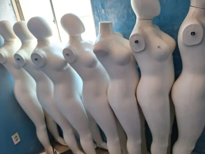 Manequins Plus Size