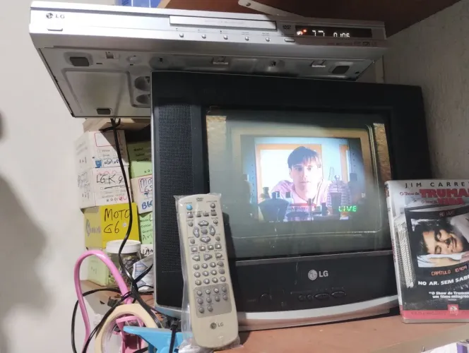 Aparelho DVD LG com controle