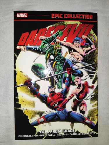 Epic Collection Daredevil Fall From Grace - Em INGLÊS