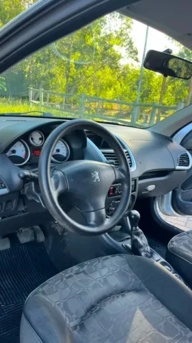 Peugeot 207 XR Sport 1.4 Flex 8V 5P 2011