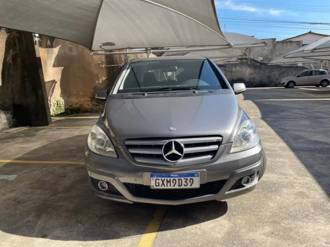 Mercedes-Benz Classe B 180 1.7 116cv Aut. 2011