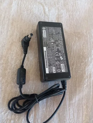 Fonte Bivolt 24 Volt Por 2 Amperes Plug P4