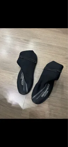 Tênis esportivo