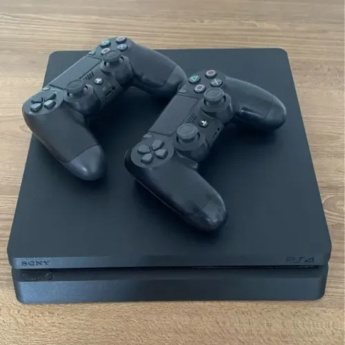 PS4 SLIM 500GB 3 CONTROLES COMPLETO SEMI NOVO
