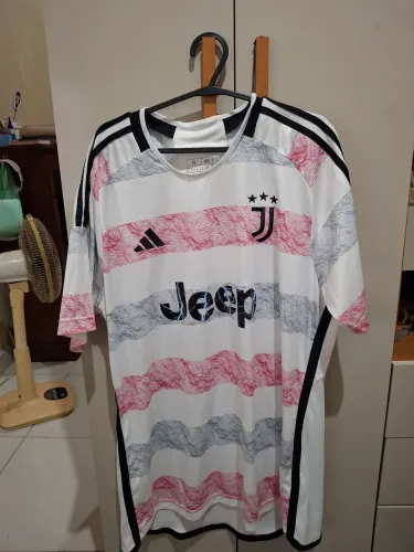 Camisas de futebol originais - Manchester City, RB Bragantino, Juventus