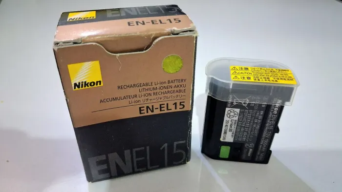 Bateria Original Nikon EN-EL15 (Com Caixa e Capa de Proteção)