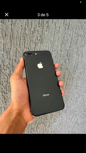 iPhone 8 Plus vendo ou troco