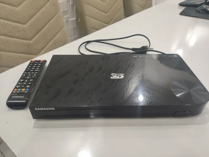 Aparelho Blu Ray 3D Samsung - Muito novo !