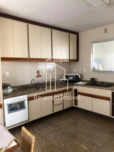 Apartamento no Condomínio San Remo no Alto da Lapa com 185m² 1 suíte 4 banheiros 2 vagas.