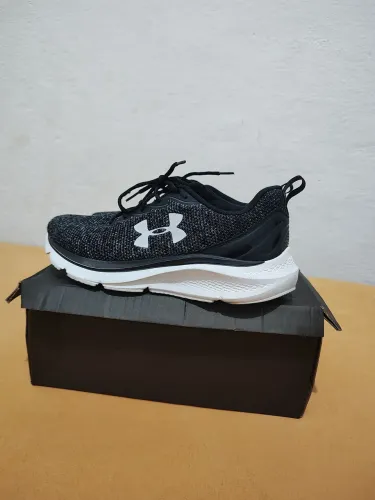 Tênis Under Armour Charged Fleet Semi Novo