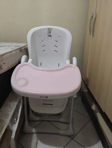 Troca 2 cadeira de alimentação por chiqueirinho pra menina as duas cadeiras são de menina