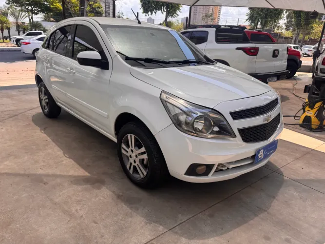 Chevrolet Agile LTZ 1.4 MPFI 8V Flexpower 5P 2013
