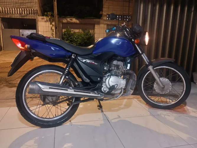 Vende-se moto Honda Cg 125 fan 2013