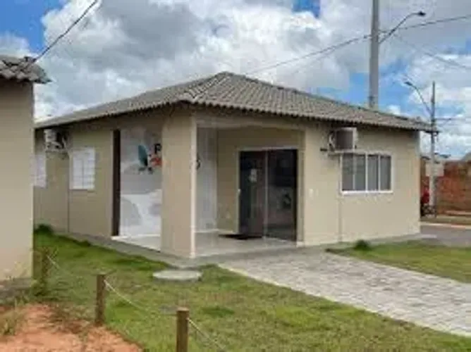 Vendo casa com 2 quartos 2 banheiros no Pq do Lago em Araguaína - TO