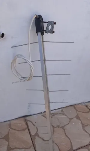 Antena Externa Yagi VHF/UHF