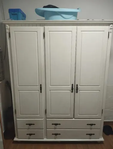 Vendo guarda roupa solteiro