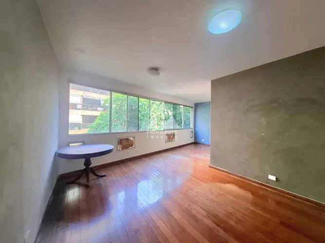 Apartamento 3 Quartos (1 Suíte), 136m², 1 Vaga  Próximo ao Metrô e Praia