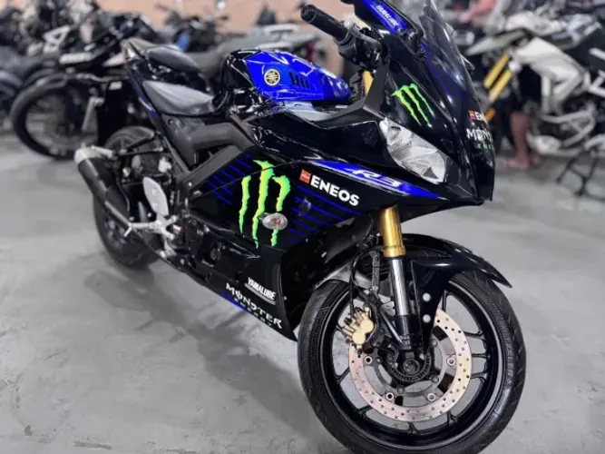 YAMAHA YZF R3 321 MONSTER ENERGY 2022