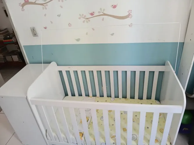 Vende- se móveis para quarto de bebê