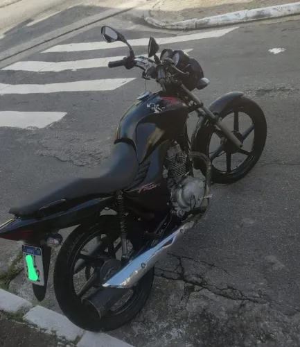Honda cg 125 es (2010)