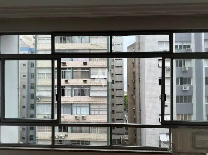 Apartamento 3 Quartos no Gonzaga em Santos | 157 m² Úteis, Suíte, Vaga Demarcada e Perto d