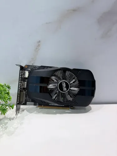 GTX 1650 Asus 4GB (aceito trocas)