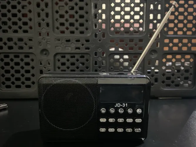 Rádio da Altomex (modelo JD-31)