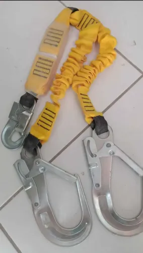 Vendo cinto de segurança