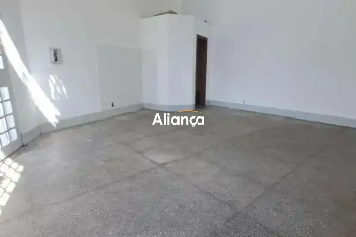 Loja/Ponto comercial para alugar na Rua Sapê, Passo da Areia - Porto Alegre/RS