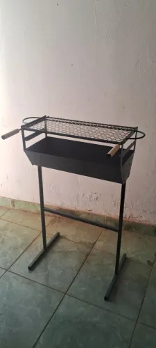 Churrasqueira pra espetinho ou uso doméstico chapa 16mm