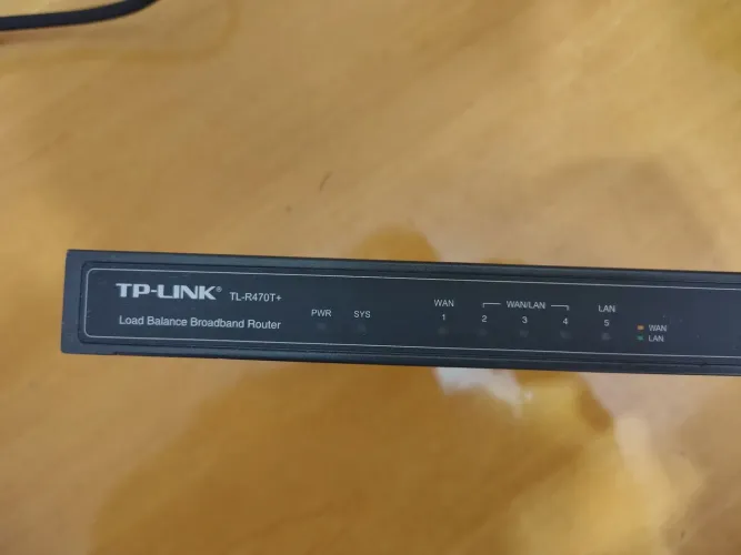 Roteador Load Balance TP-Link TL-R470T+ Switch