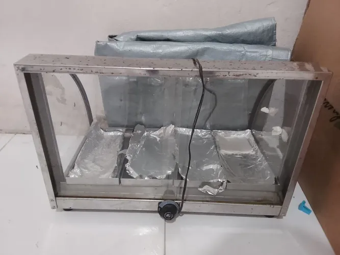 Vendo estufa de salgados no precinho 