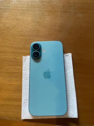 iPhone 16 SEM NENHUMA MARCA