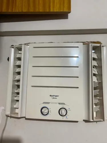 Ar-condicionado Springer Midea 7.500 BTUs