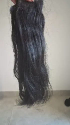 Vendo cabelo humano mais de 200 gramas na fita por 800 reais