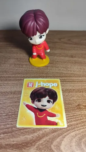 J-Hope - Boneco BTS