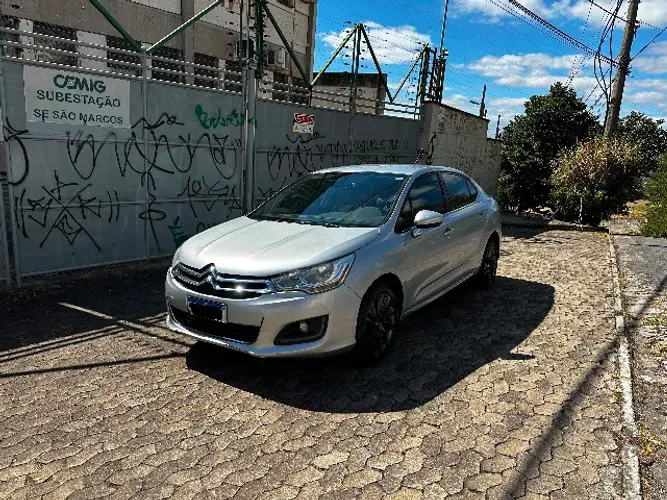 Citroen C4 Lounge Tendance 2.0 Flex 4P Aut. 2014