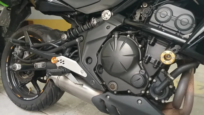KAWASAKI 650CC ER6N VERSÃO ABS 