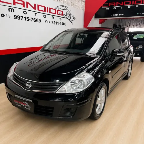 Nissan Tiida S 1.8/1.8 Flex 16V Mec. 2012