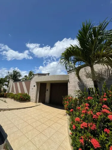 Imóvel para aluguel e venda com 250 metros quadrados com 3 quartos