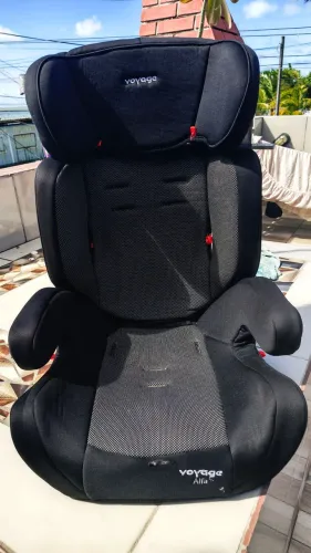 Cadeirinha para Carro Voyage Alfa - Excelente Estado | R$ 200