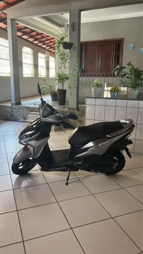 Honda Elite 125 Prata 2023