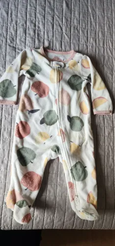 Roupas Carter's 6 meses