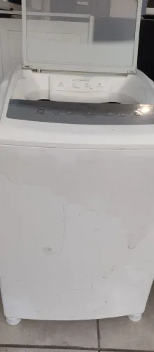 Lavadora Brastemp 8 kg. 220 volts. Em ótimo estado