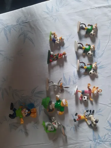 Coleção miniatura mascote e outros