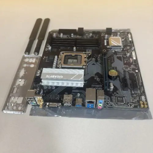 Placa Mãe LGA1700 Gigabyte B760M D3HP WIFI6 DDR5 Bluetooth