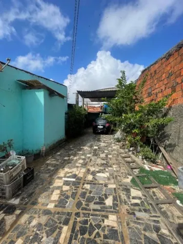 Casa com 2 dormitórios à venda, 300 m² por R$ 199.000,00 - Planalto Ayrton Senna - Fortale