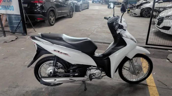 Vendo Honda biz branca