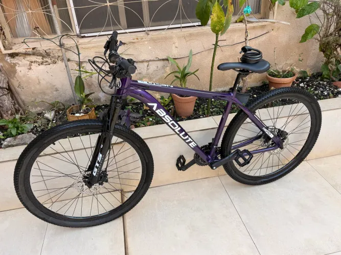 VENDO BICICLETA ABSOLUTE NERO 5 POUCO USADA.